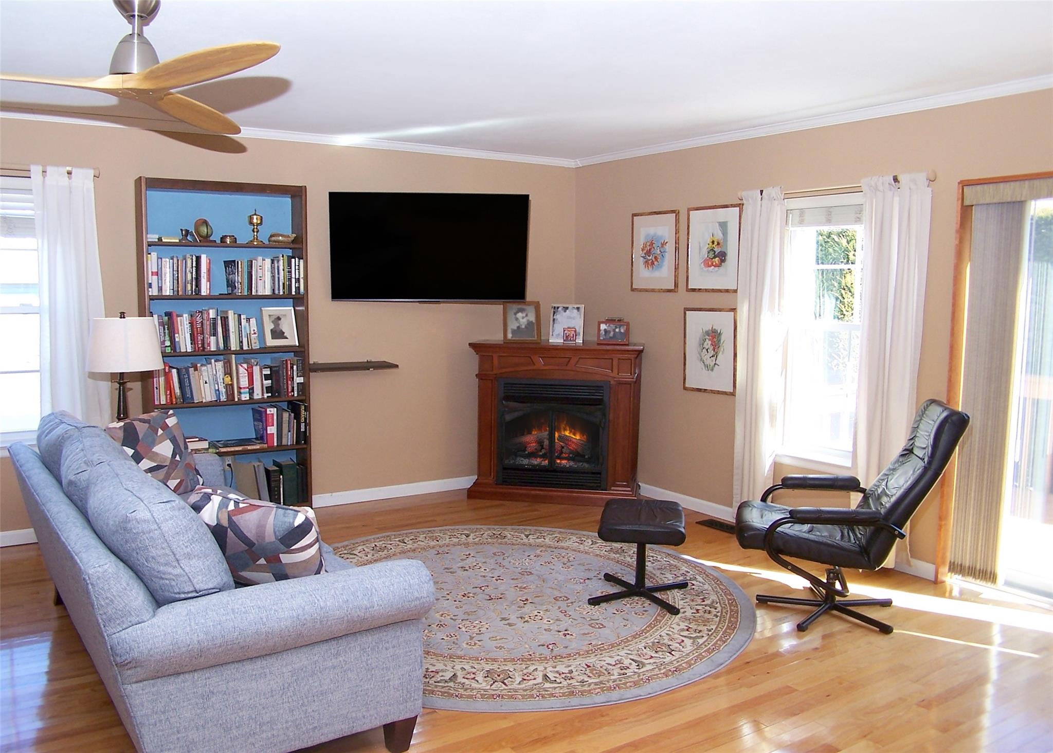 78 Sprucewood Boulevard, Central Islip, New York image 7