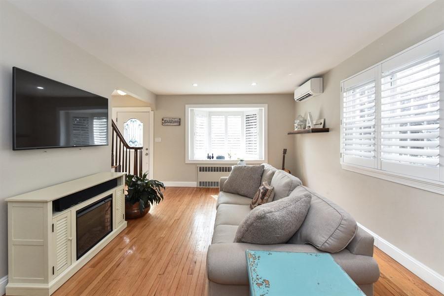 51 Legion Place, Malverne, New York image 11