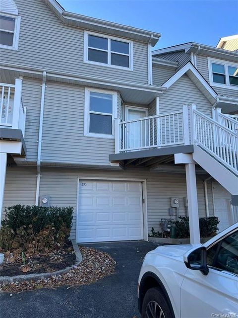 Condo For Rent - 253 Windward Drive<br/> Port Jefferson, NY 11777
