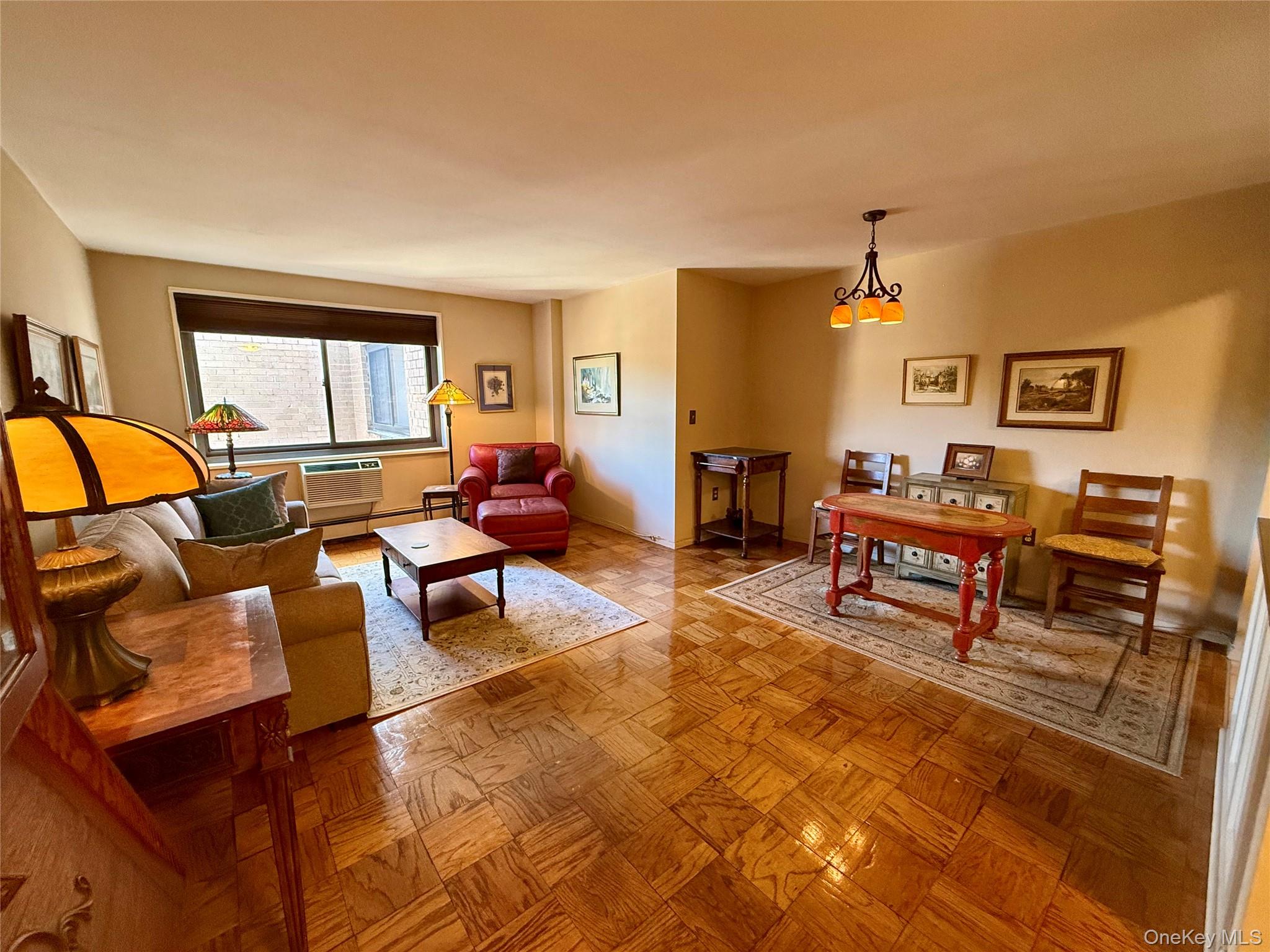 100 E Hartsdale Avenue 7RE