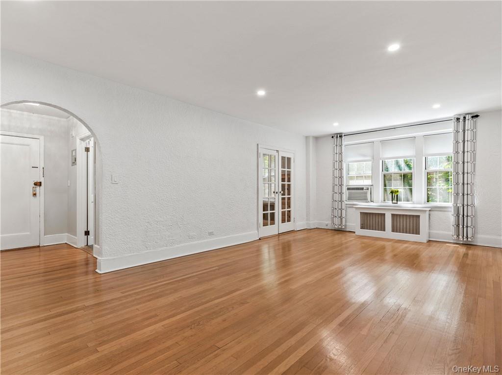 270 Bronxville Road B43