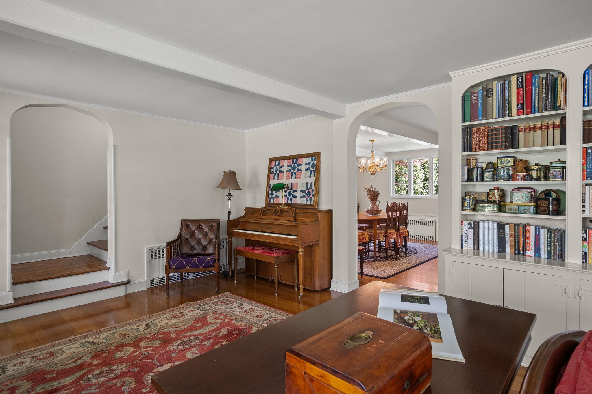 5 Emil Court, Huntington, New York image 7