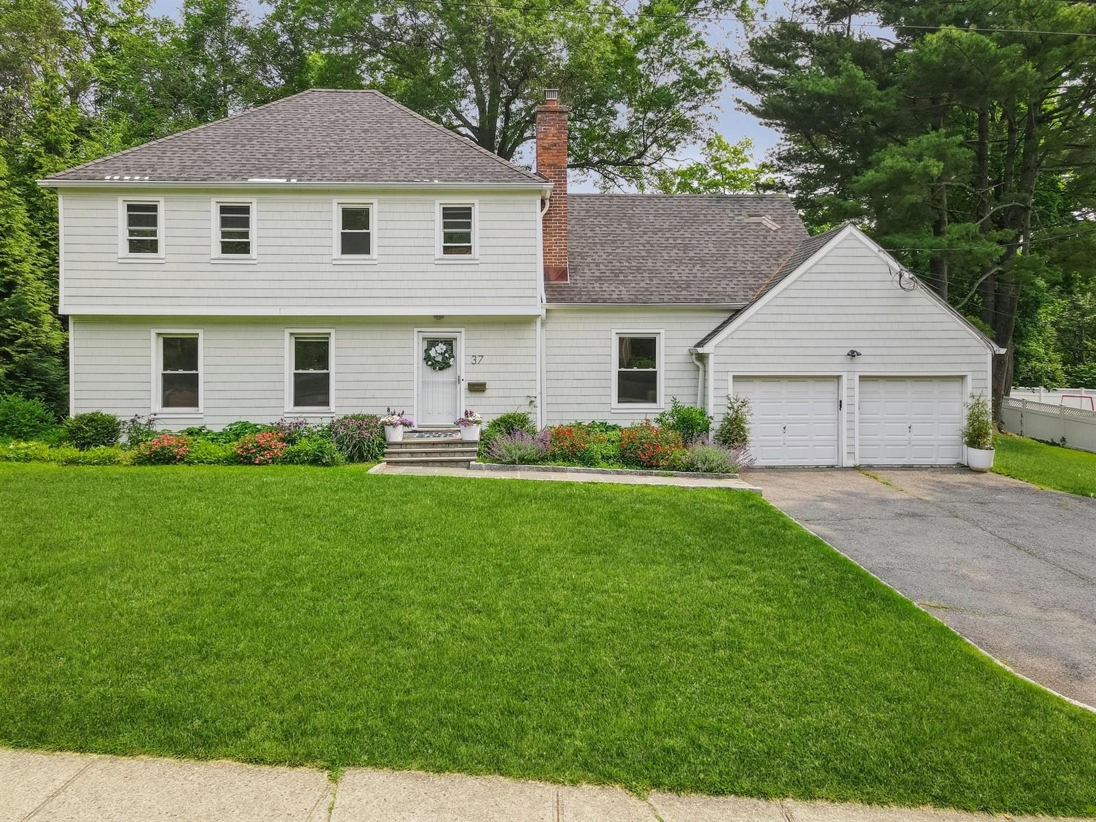 Property for Sale at Oakland Beach Avenue, Rye, New York - Bedrooms: 4 
Bathrooms: 3 
Rooms: 8  - $1,825,000