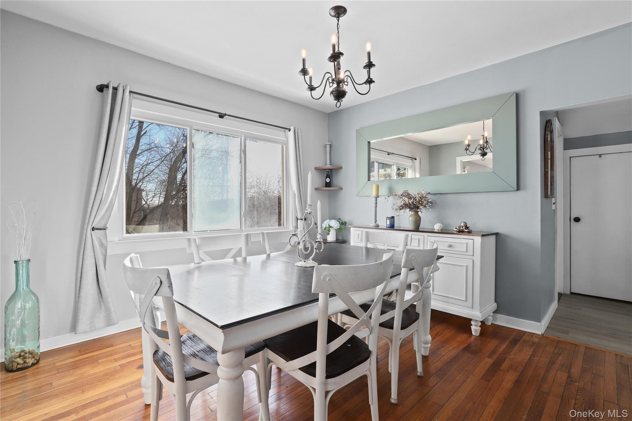 81 N Washington Avenue