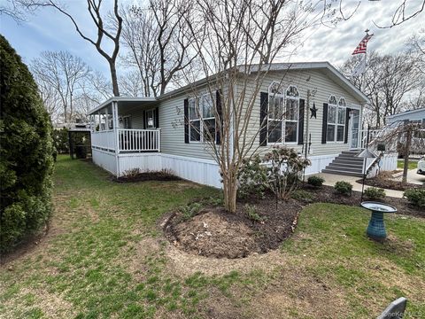 Mobile Home For Sale - 1661 Old Country Road #62<br/> Suffolk County, Riverhead, NY 11901