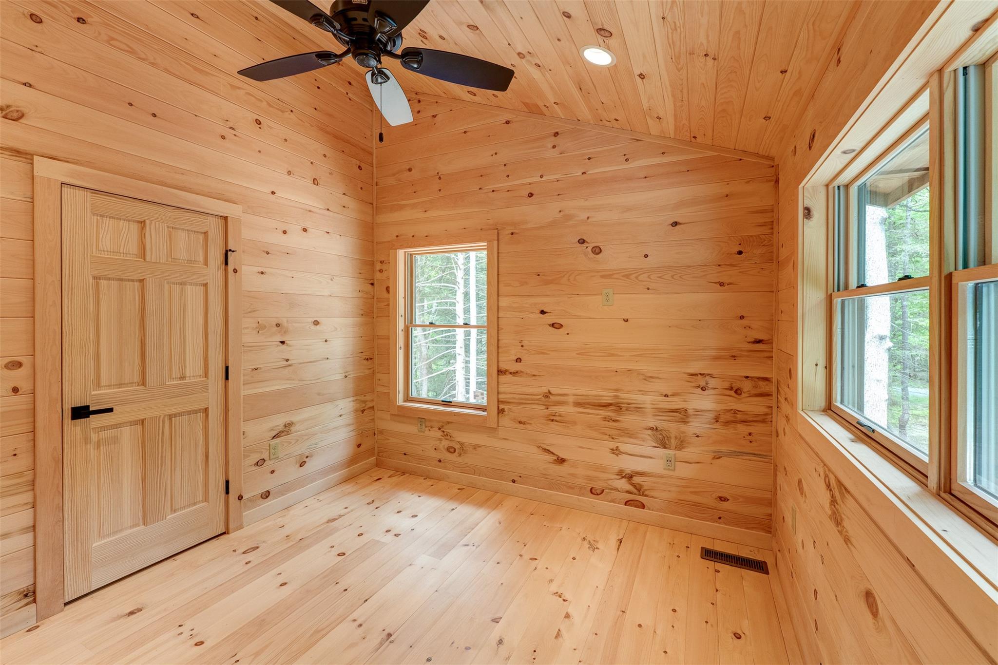 57 Zane Grey Way, Barryville, New York image 30