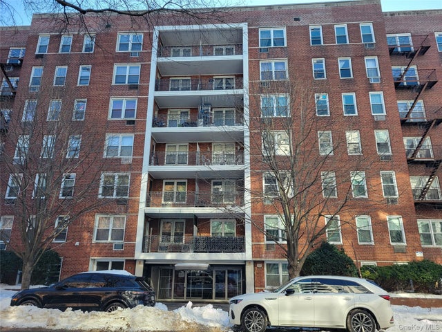 144-30 Sanford Ave Sanford Avenue 6U