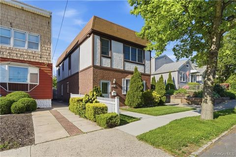 Multifamily For Sale - 125-11 7th Avenue<br/> College Point, NY 11356