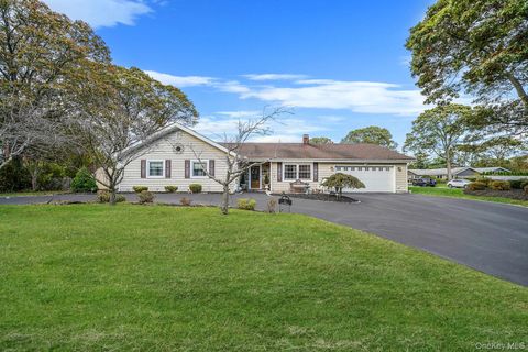 22 Concord Drive Holtsville NY 11742