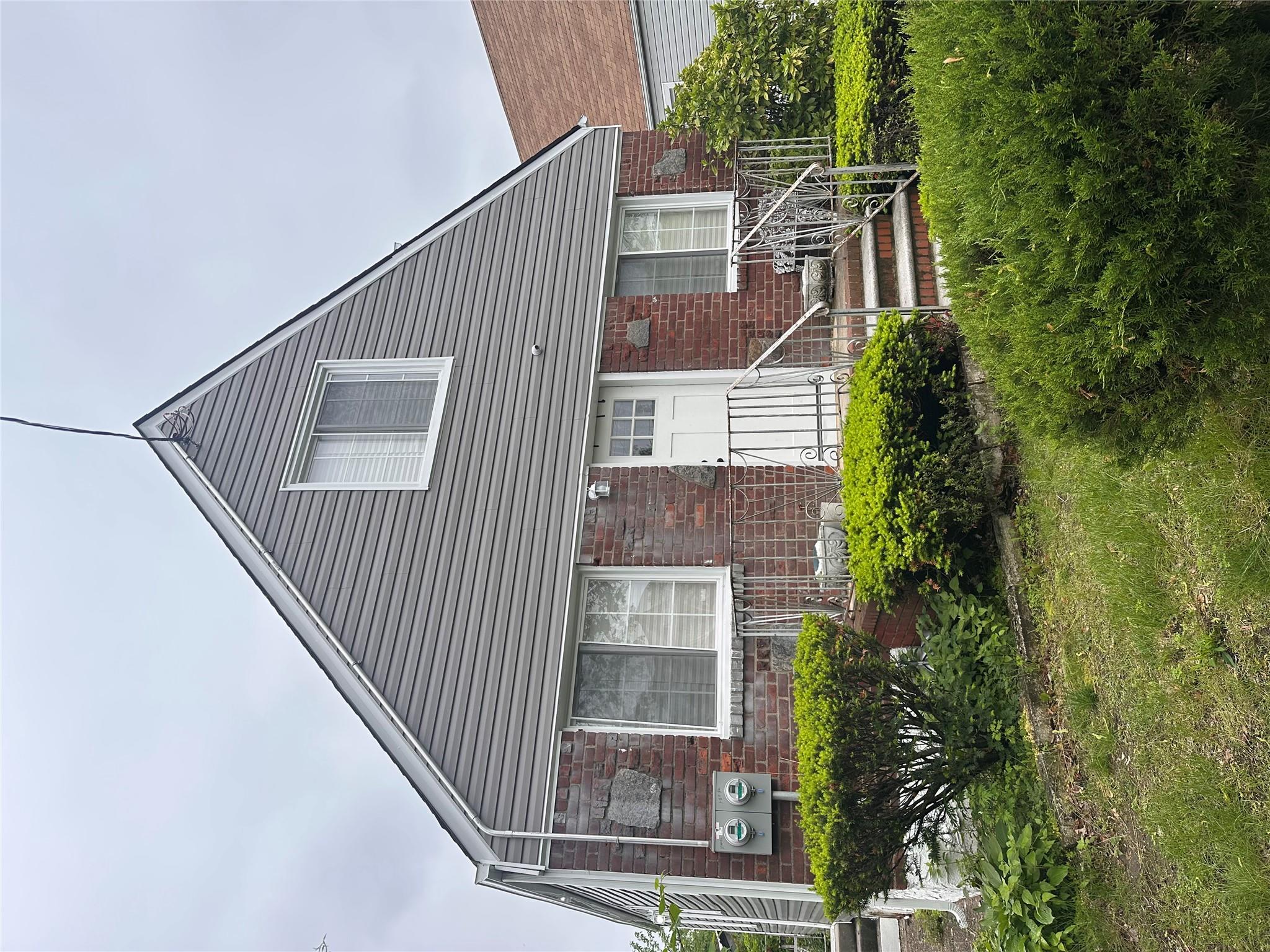 196 Street, Springfield Gardens, Queens, NY - 3 Bedrooms  
2 Bathrooms - 