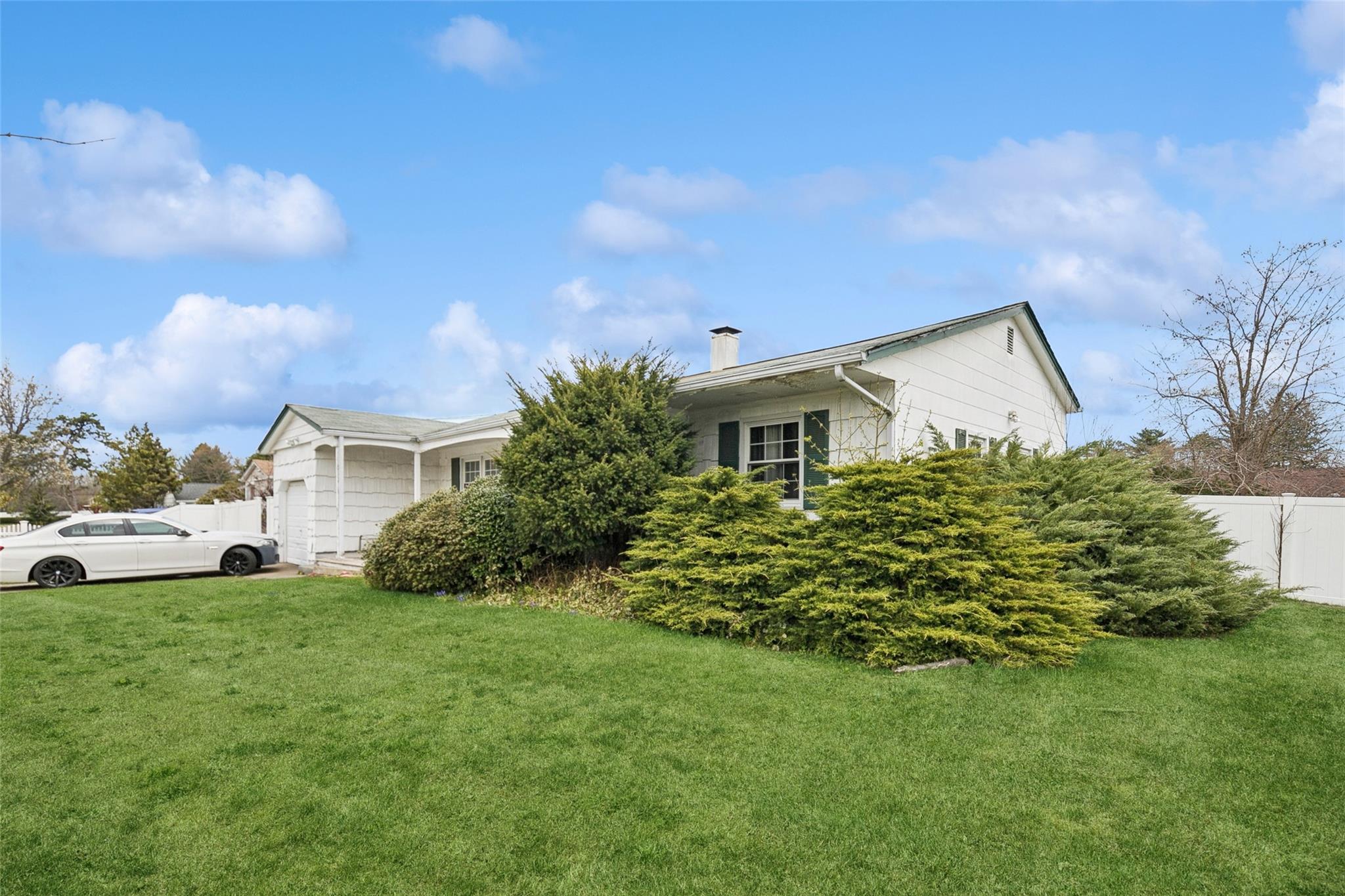 87 Lukens Avenue, Brentwood, New York image 1