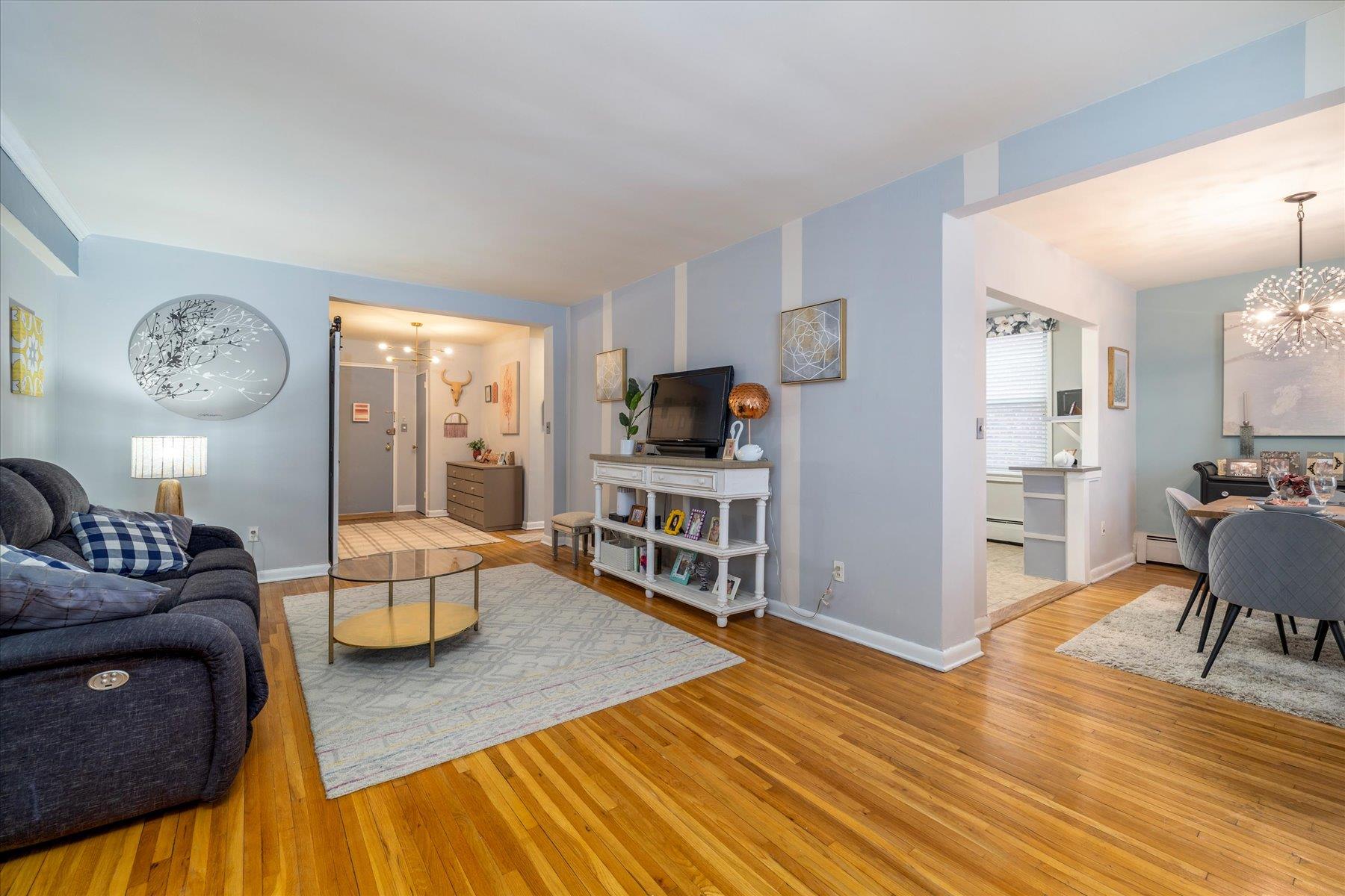 120 Morris Avenue #B16, Rockville Centre, New York image 8
