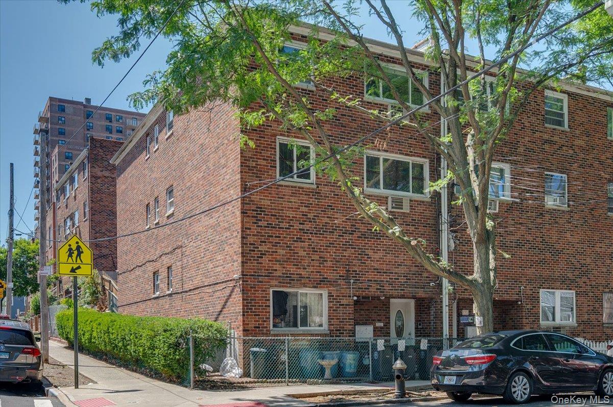 3001 Olinville Avenue