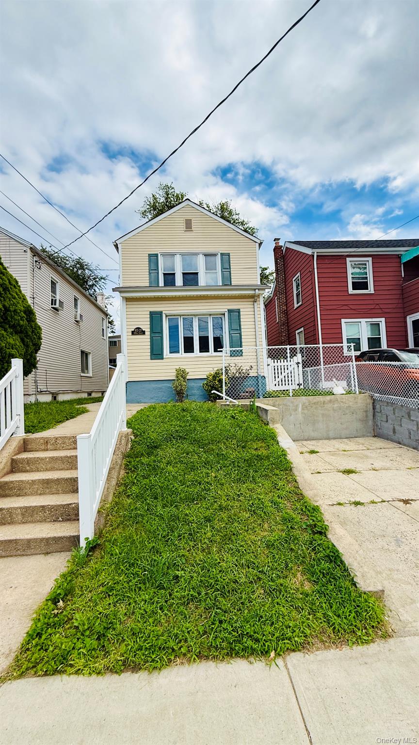 Photo of 10327 219th Street, Queens Village, NY 11429 (MLS # 1058472)