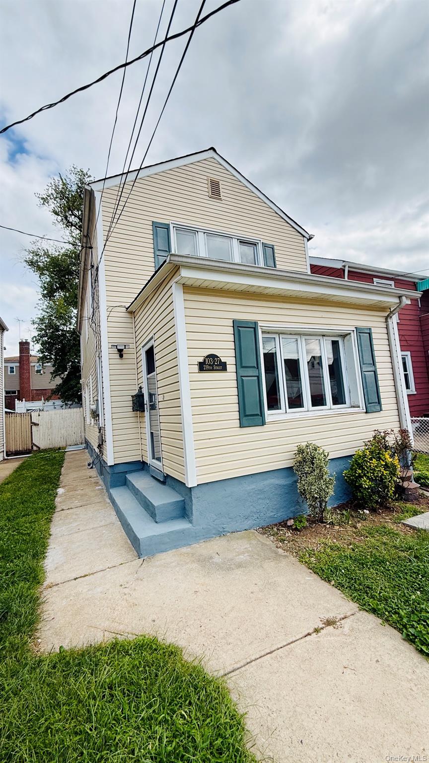 Photo of 10327 219th Street, Queens Village, NY 11429 (MLS # 1058472)