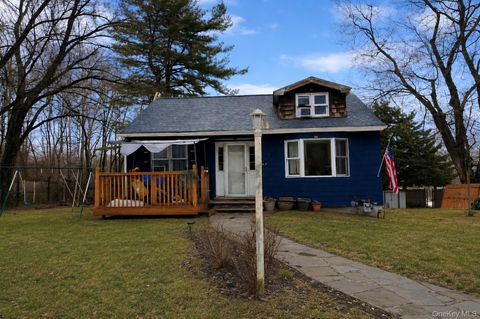 Homes For Sale - 142 Buena Vista Road<br/> Rockland County, New City, NY 10956