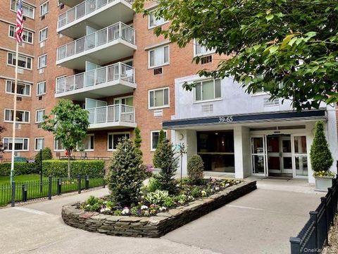 Photo of 39-65 52nd Street #7E, Woodside, NY 11377 (MLS # 997643)