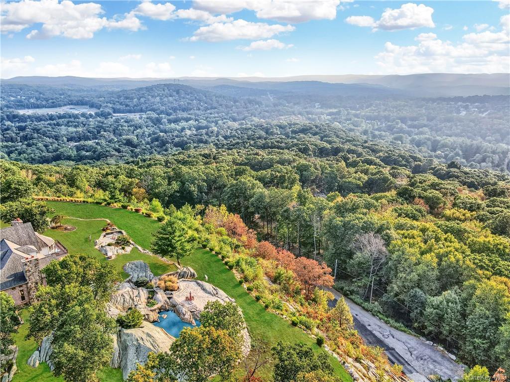 1135 Williams Drive, Shrub Oak, New York image 3