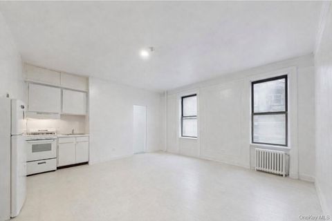 557 W 150th Street 22 New York (Manhattan) NY 10031