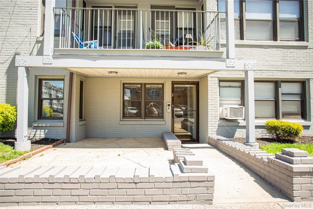 Photo of 302 E Broadway #B, Long Beach, NY 11561 (MLS # 951448)