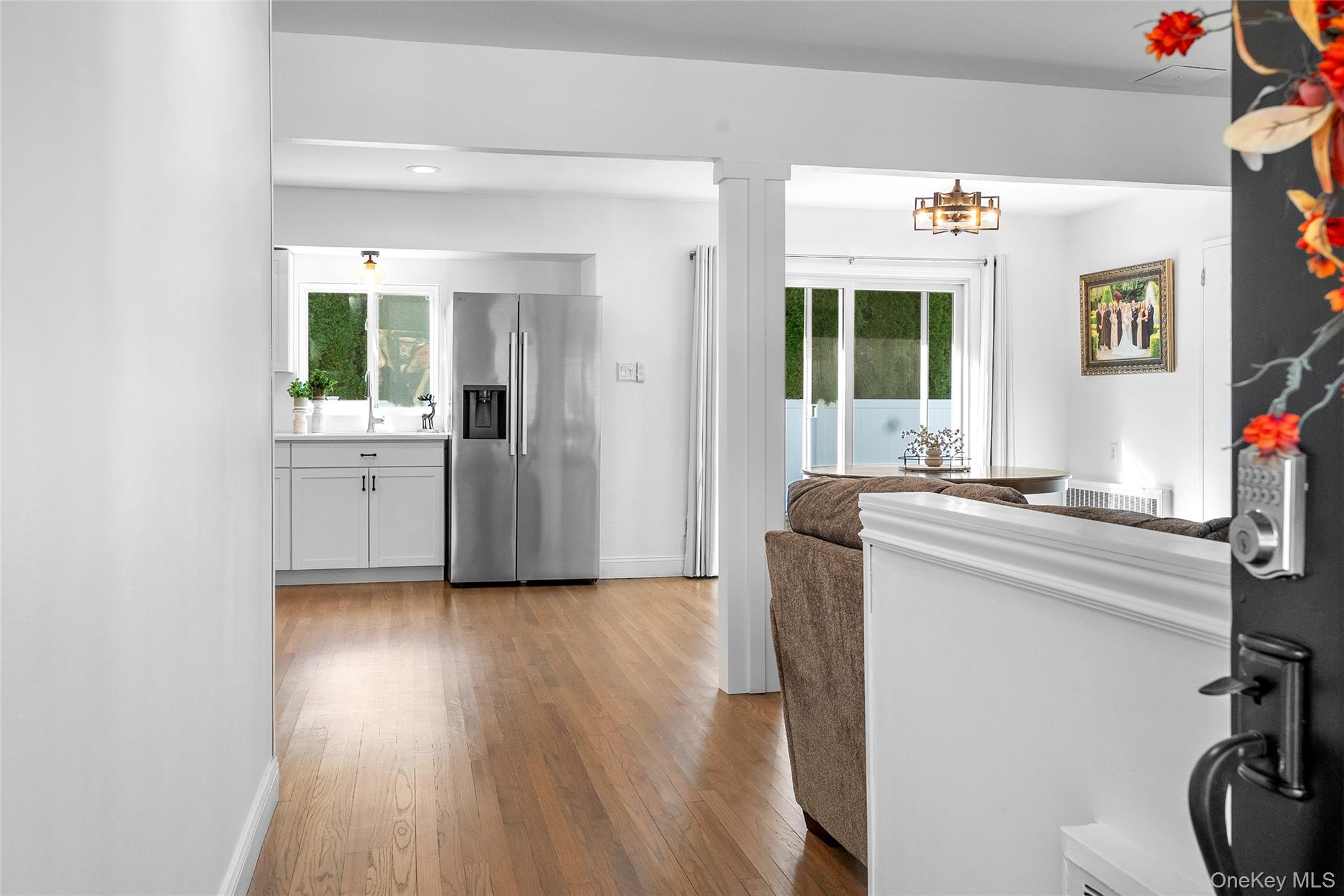 148 S Hillside Avenue