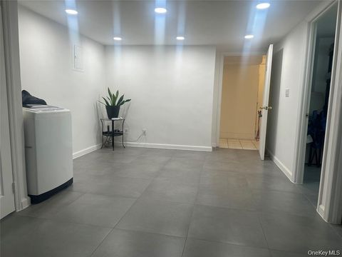 75-58 113th Street C Forest Hills NY 11375