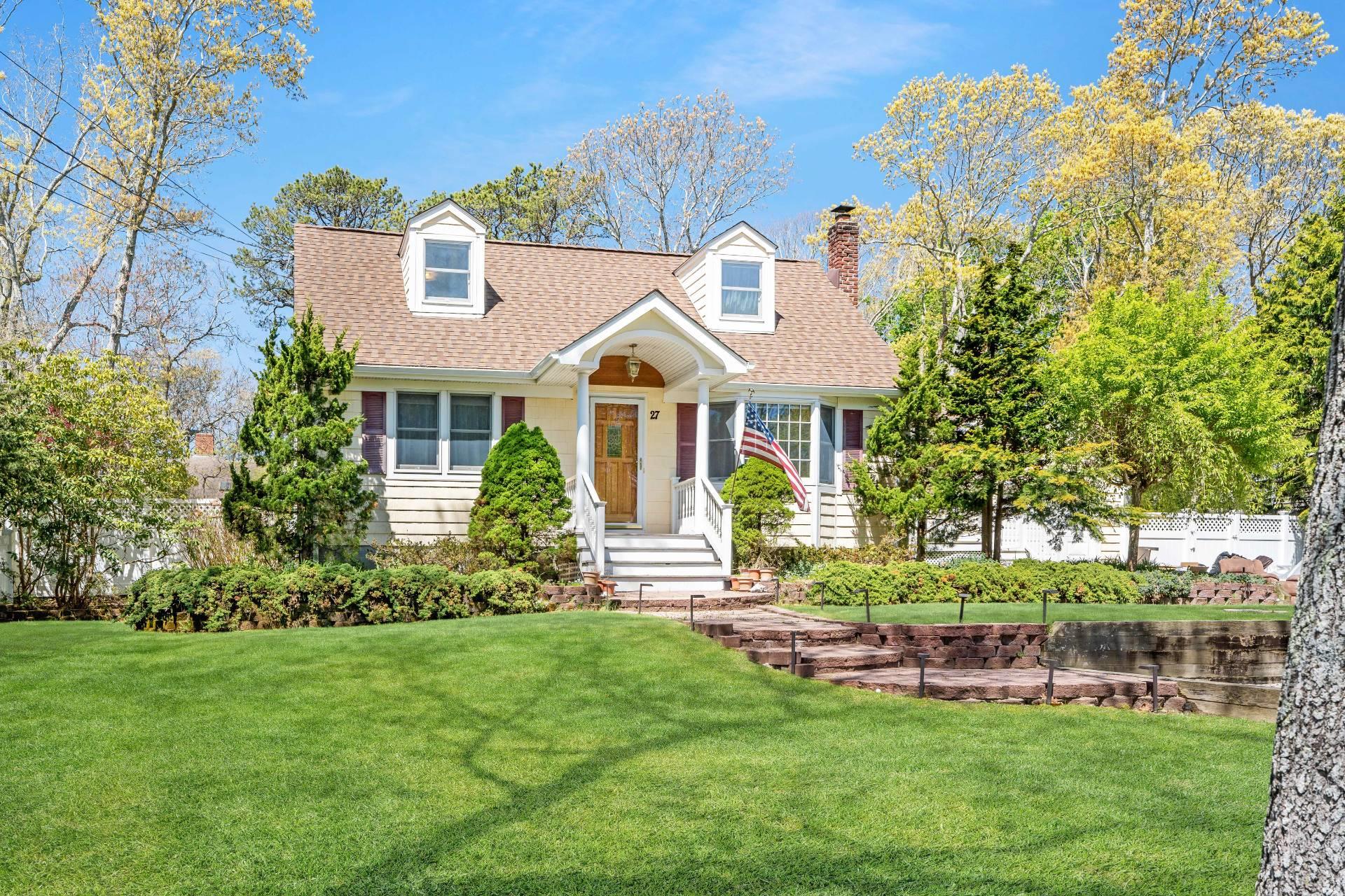 27 Summit Boulevard