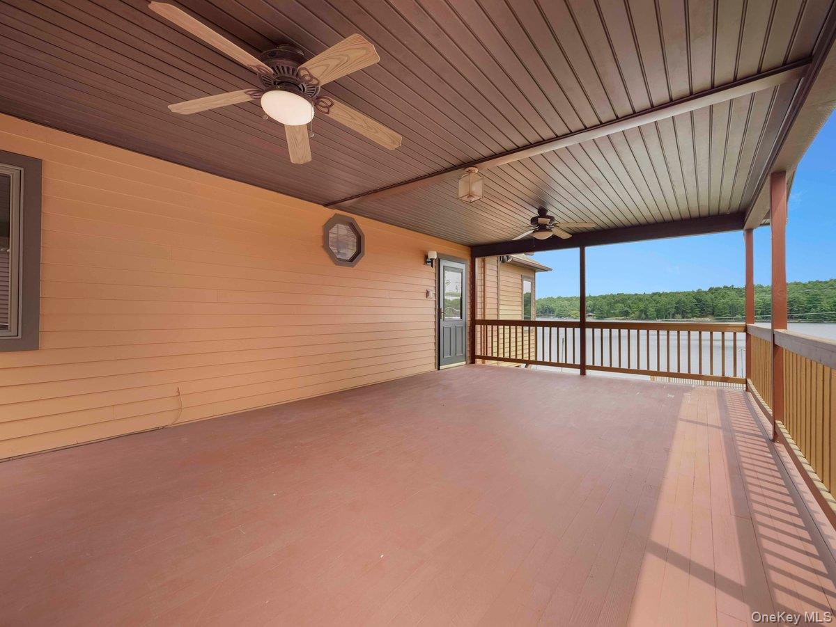 111 Mohican Trail
