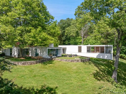 Tiny photo for 125 Davids Hill Road, Bedford Hills, NY 10506 (MLS # 1008589)
