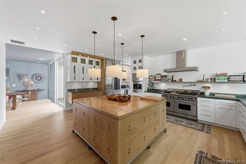 Tiny photo for 125 Davids Hill Road, Bedford Hills, NY 10506 (MLS # 1008589)