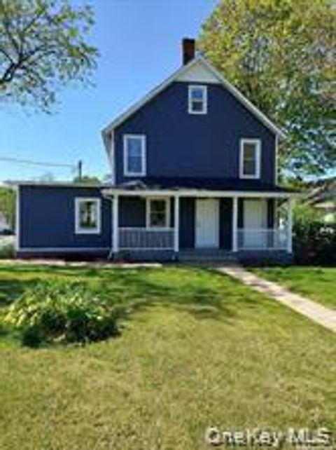 50 Pulaski Road Kings Park NY 11754