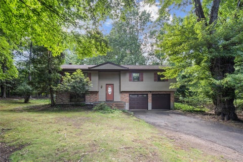 Homes For Sale - 9 Adams Lane<br/> Suffern, NY 10901