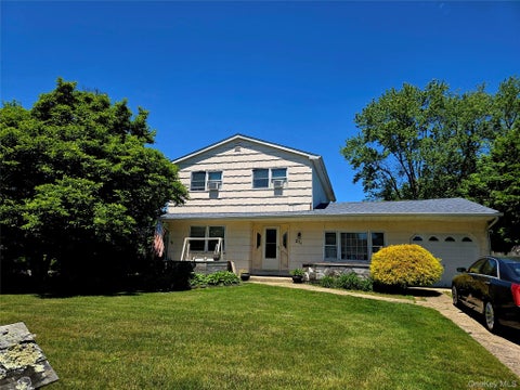 Homes For Sale - 211 Babylon Street<br/> Islip Terrace, NY 11752