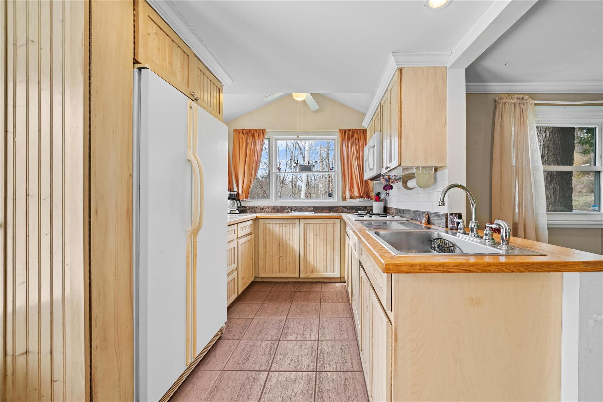 72 Phillipsport Road, Wurtsboro, New York image 5