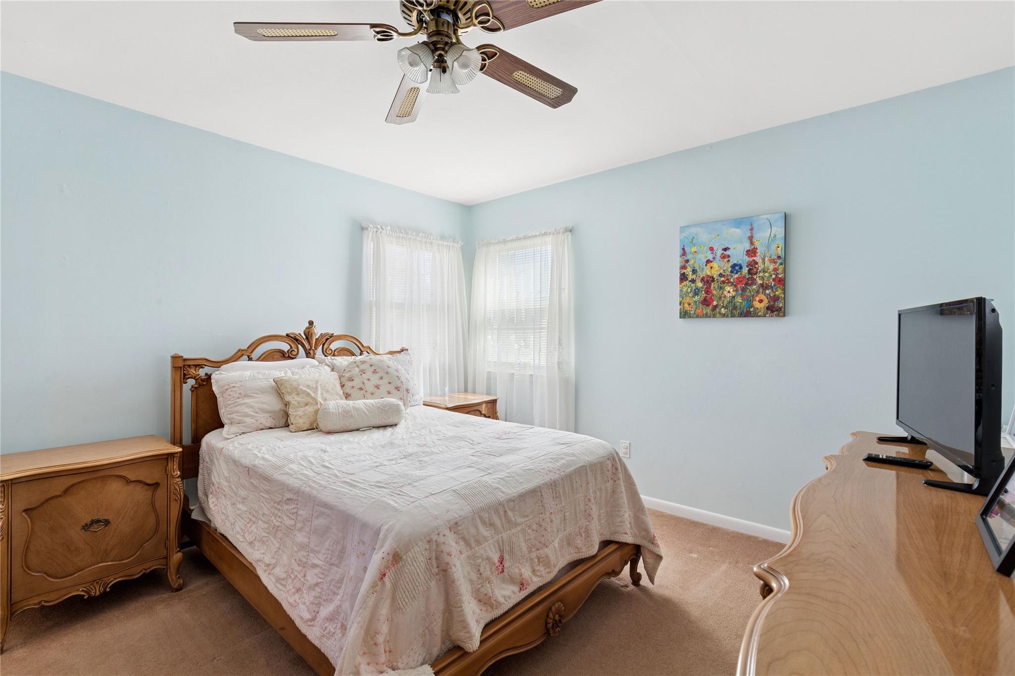 241 N 3rd Street, Ronkonkoma, New York image 22