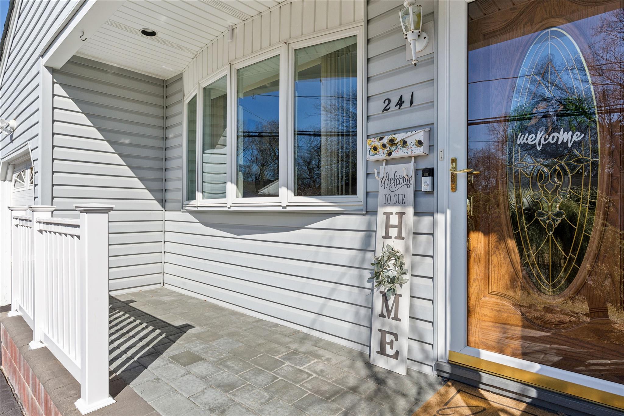 241 N 3rd Street, Ronkonkoma, New York image 35