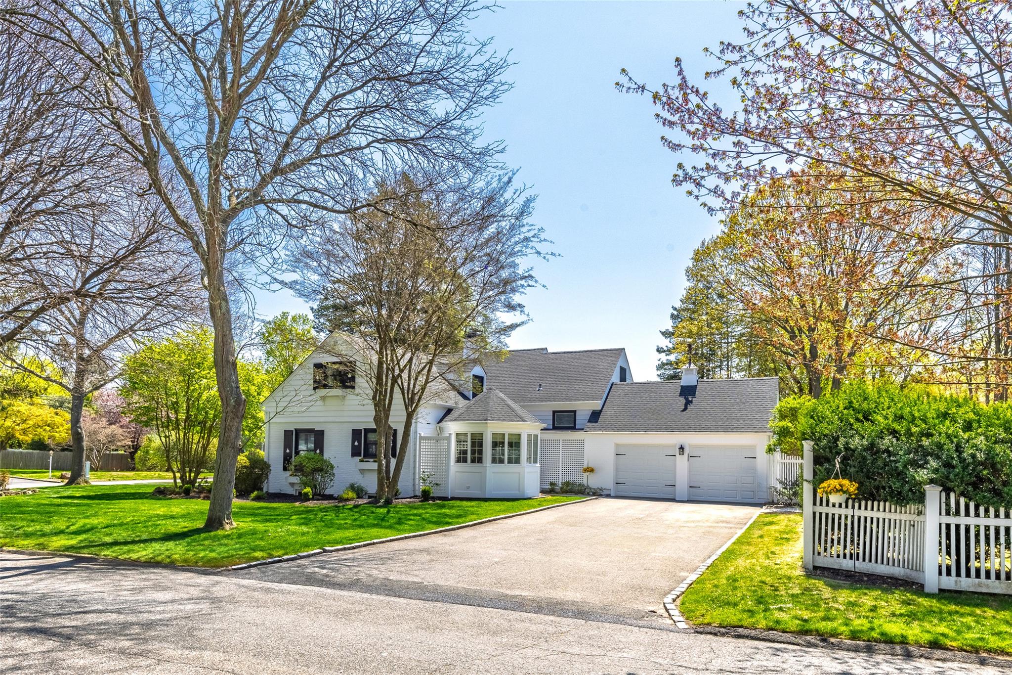 51 Dumbarton Drive, Huntington, New York image 38