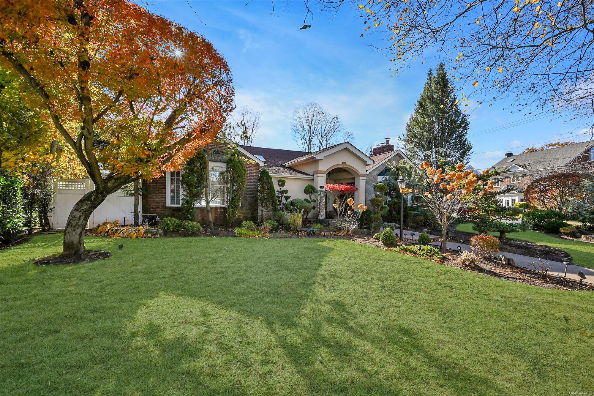 101 Harold Road, Woodmere, New York image 25
