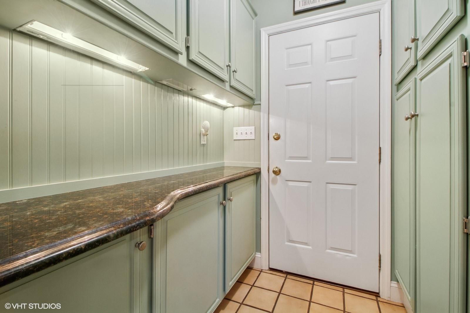 425 Soundview Avenue, Mamaroneck, New York image 32