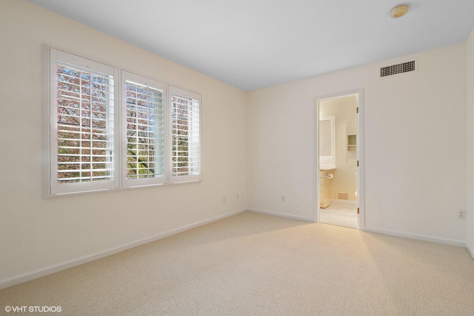 425 Soundview Avenue, Mamaroneck, New York image 26