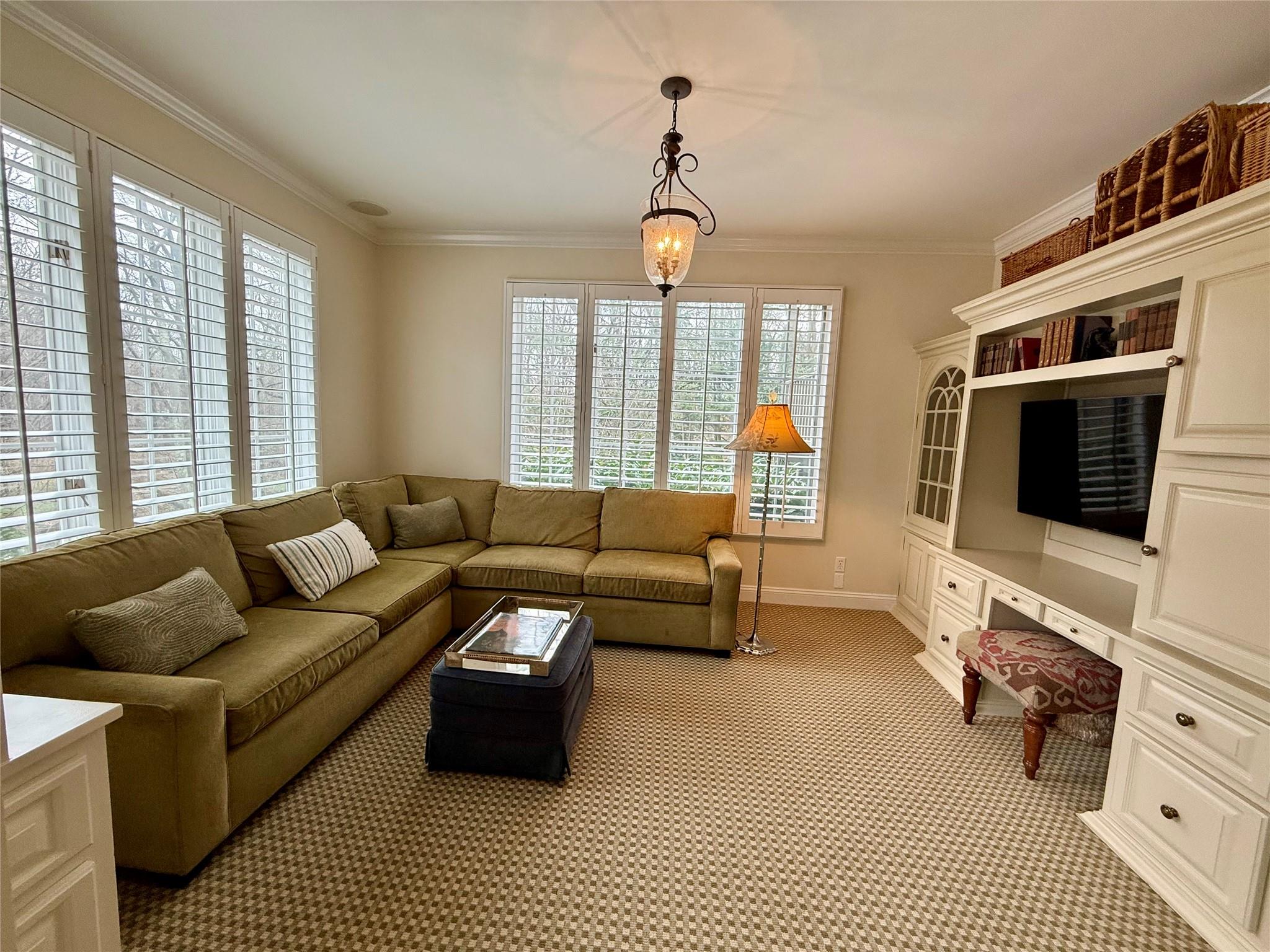 425 Soundview Avenue, Mamaroneck, New York image 9