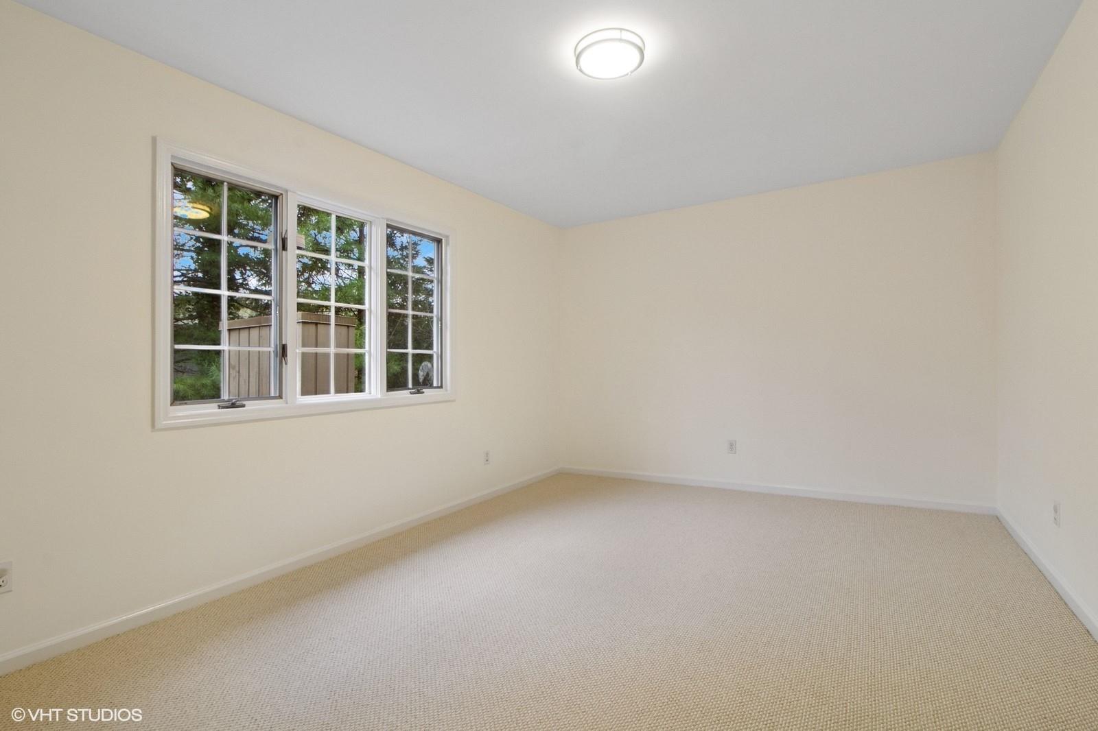 425 Soundview Avenue, Mamaroneck, New York image 24