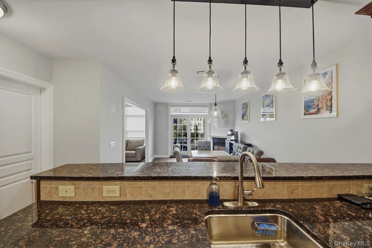 100 Sheldrake Place 2