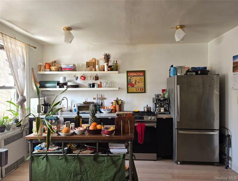 Photo of 192 E 8th Street #1B, Brooklyn, NY 11218 (MLS # 959259)