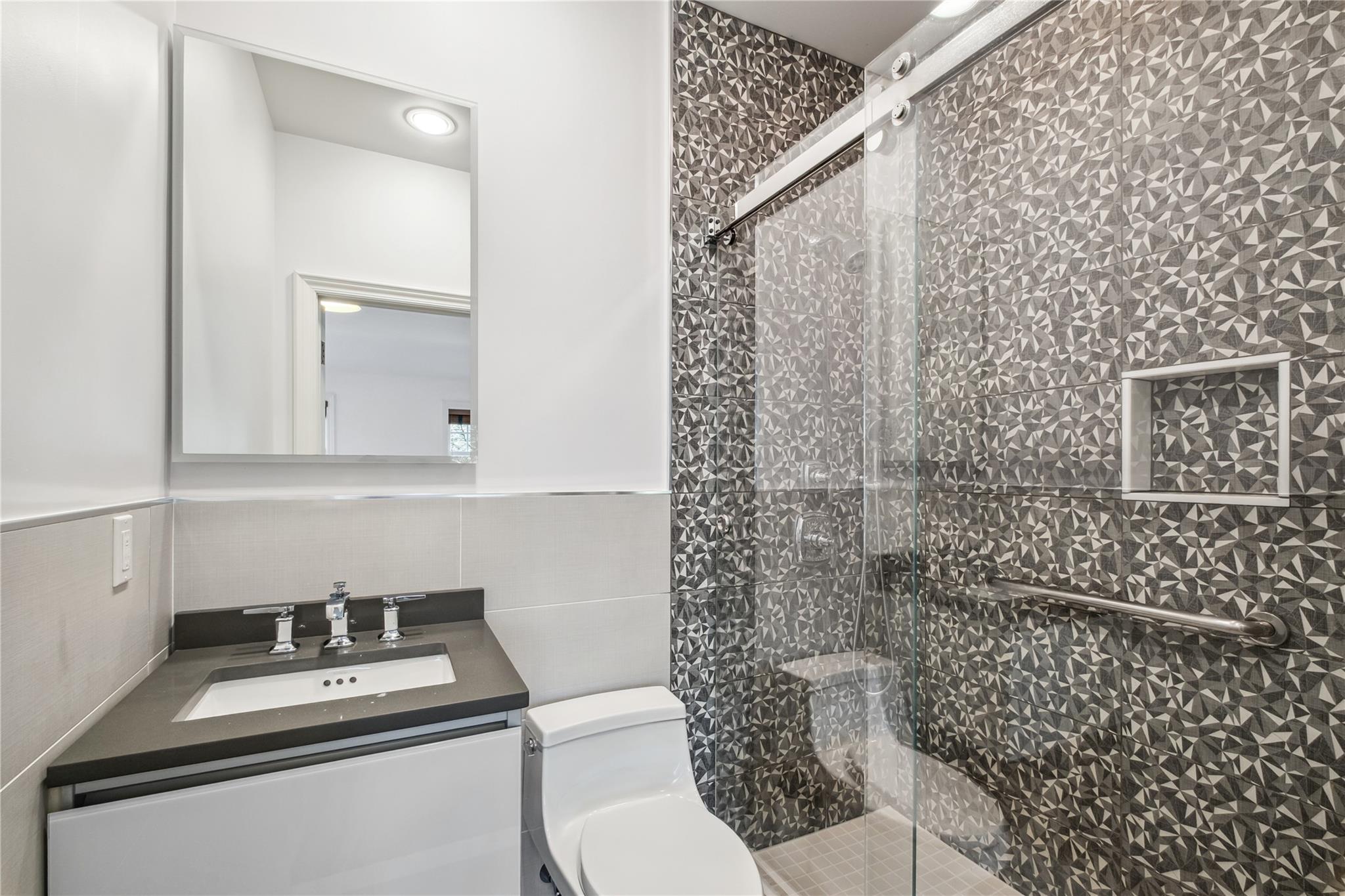 32 Pryer Lane, Larchmont, New York image 25