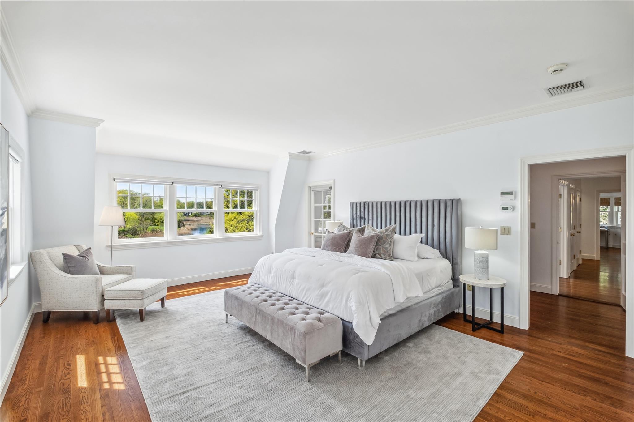 32 Pryer Lane, Larchmont, New York image 18
