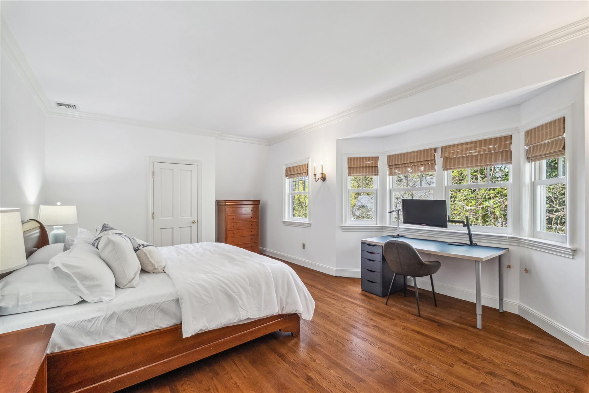 32 Pryer Lane, Larchmont, New York image 23