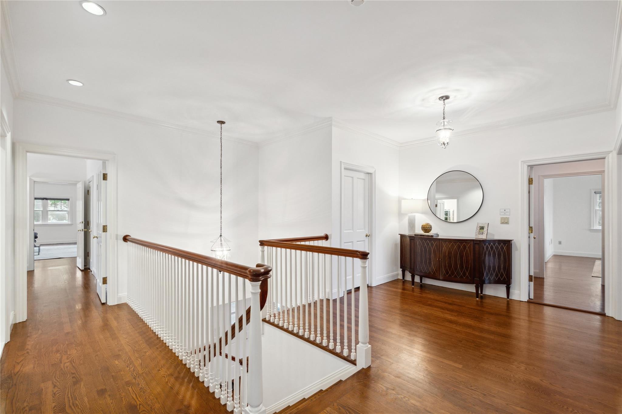 32 Pryer Lane, Larchmont, New York image 17