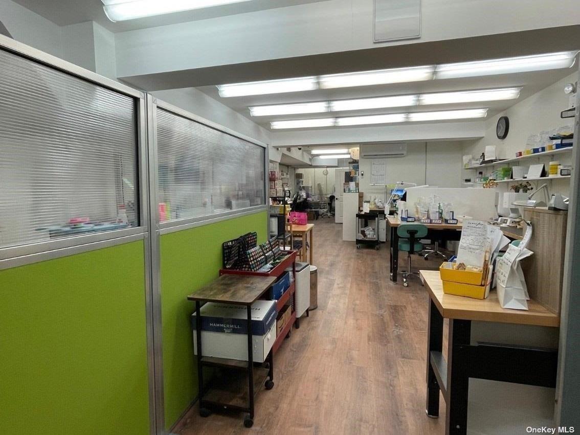 146-14 35th Avenue Md-2