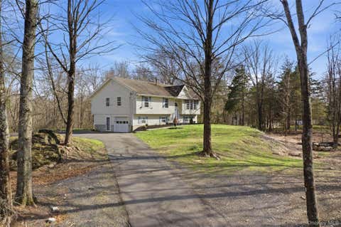 Homes For Sale - 600 Twin Arch Road<br/> Rock Tavern, NY 12575